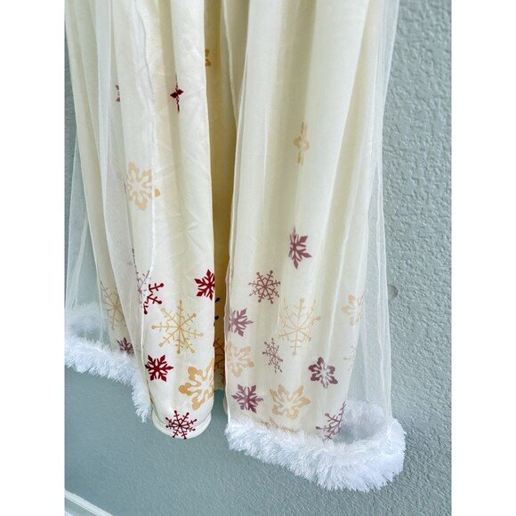 Disney Princess Winter Snowflakes Ivory and Tulle Christmas Nightgown Size Small - Picture 4 of 6